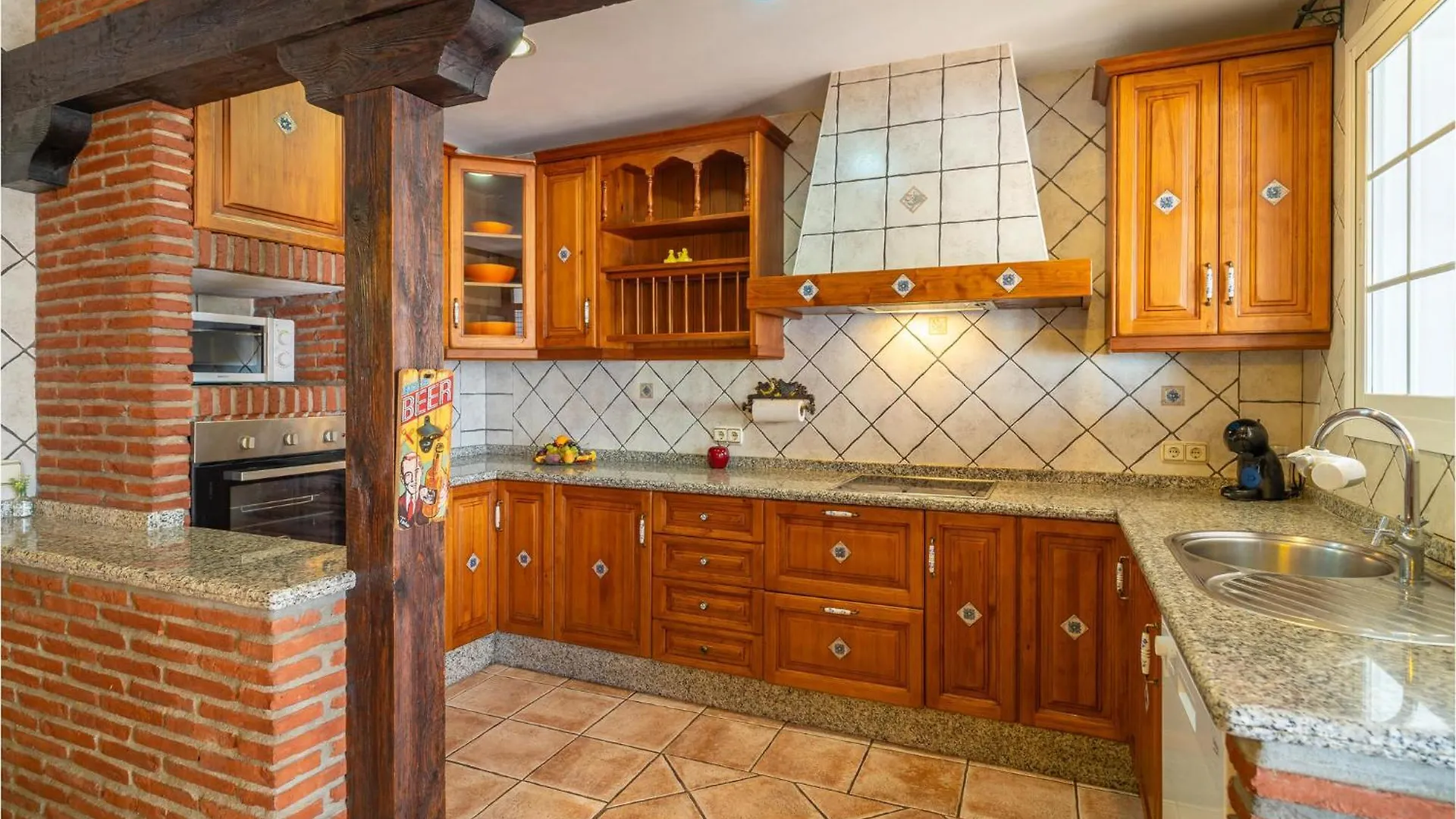 Ferienhaus Amazing Home In Marbella With Kitchen