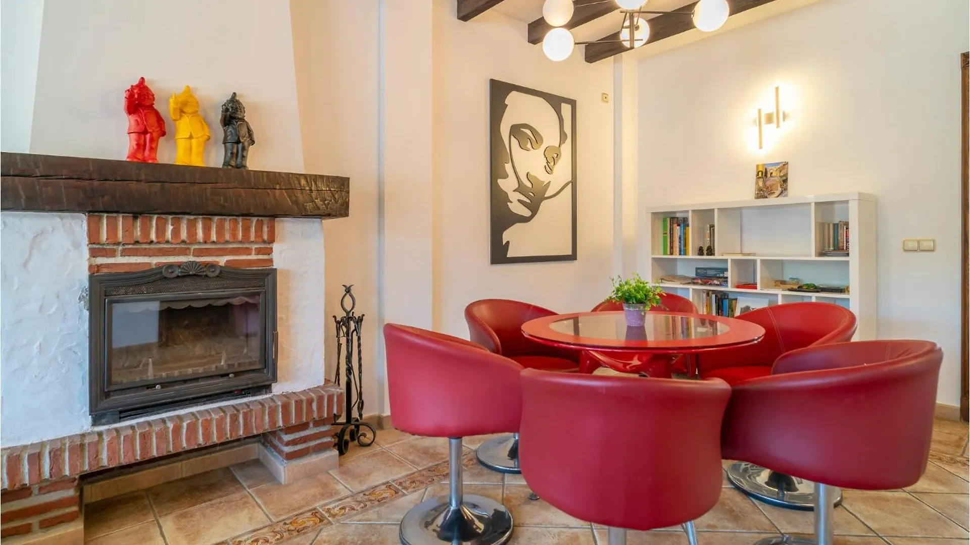 Ferienhaus Amazing Home In Marbella With Kitchen